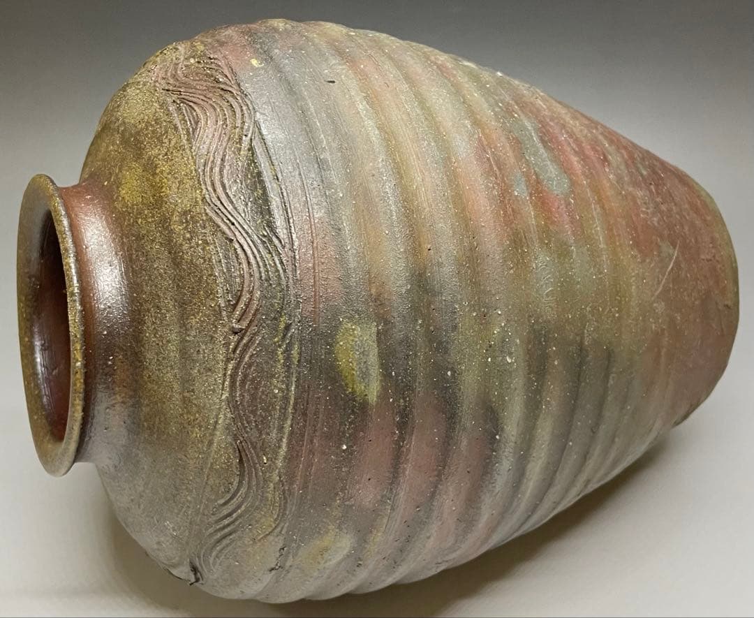 古備前　波状文壺　箱付　X593