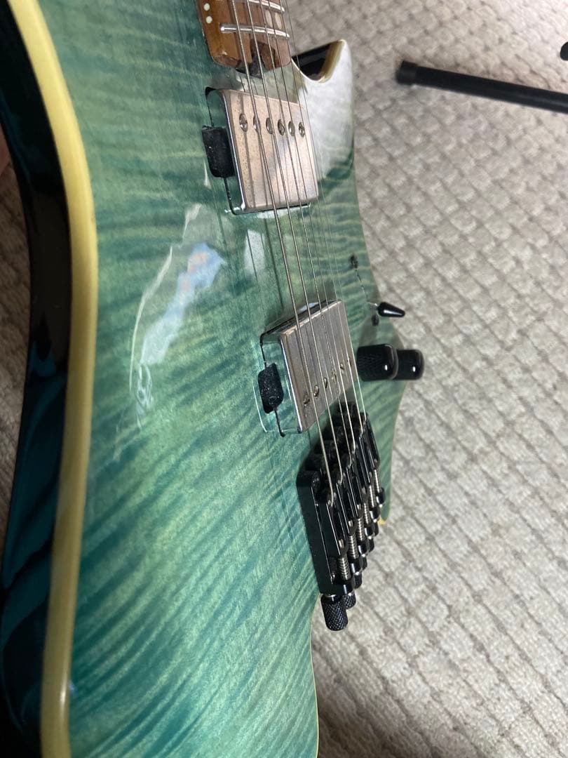 gfc guitar Factory ヘッドレスギター strandberg