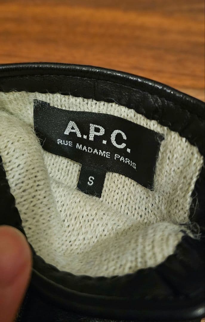 A.P.C. ブラック レザー手袋 S