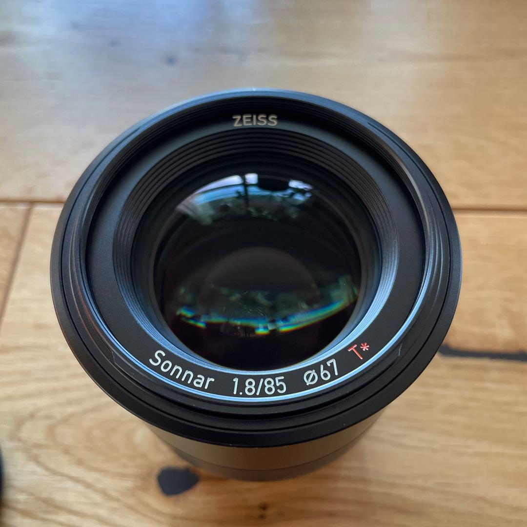 Carl Zeiss Batis 1.8/85 カールツァイス