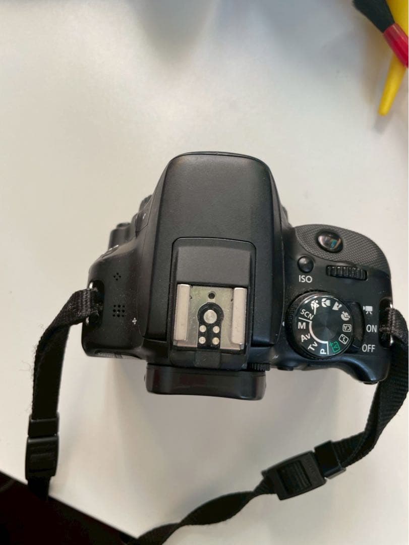 CANON EOS kiss X7本体、充電器、その他メンテナンス用品つき