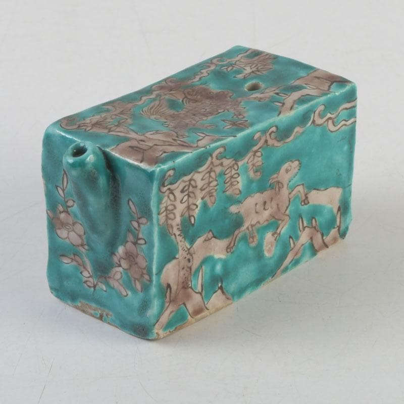 中国　書道具　緑釉　神獣花草文　水滴　V　9595