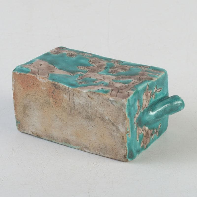 中国　書道具　緑釉　神獣花草文　水滴　V　9595