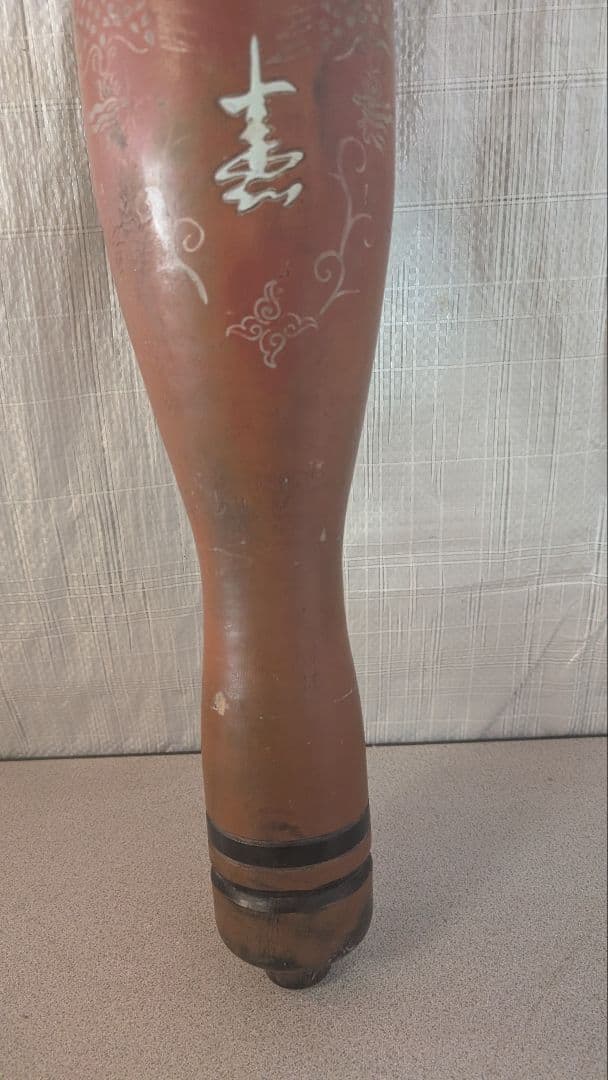 伝統的な木製筆の置物　骨董品