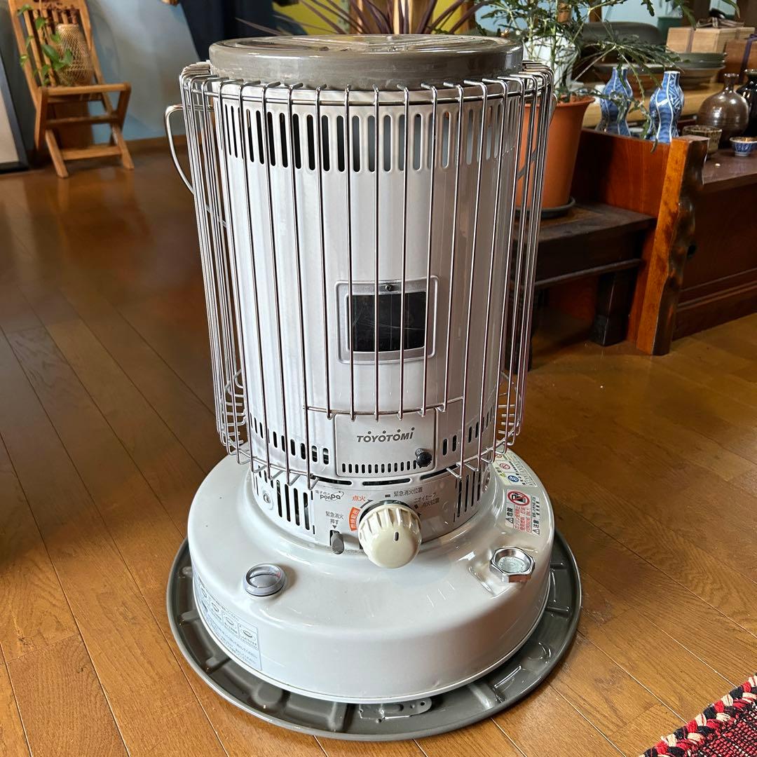TOYOTOMI 灯油ストーブ　KS-67H22年製　取説付き