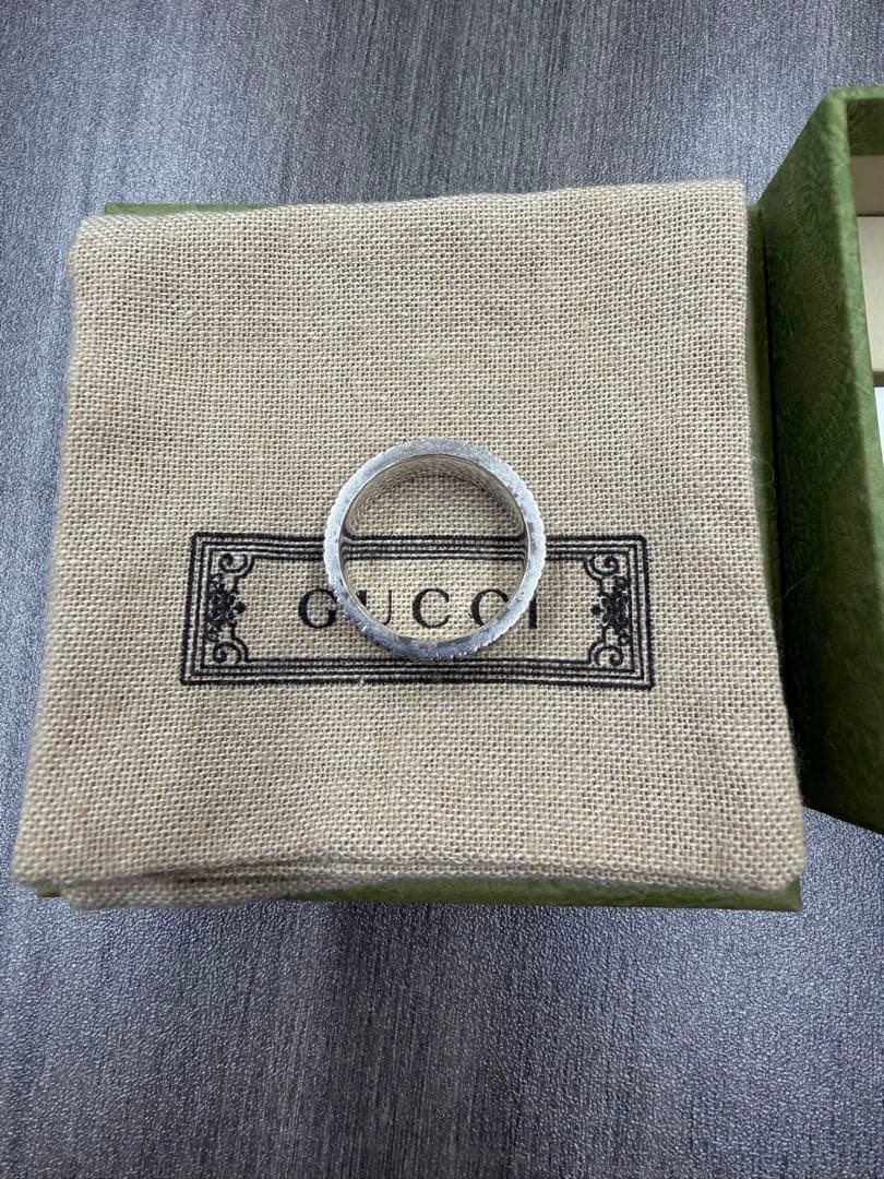 GUCCI シルバーリング GG 18号