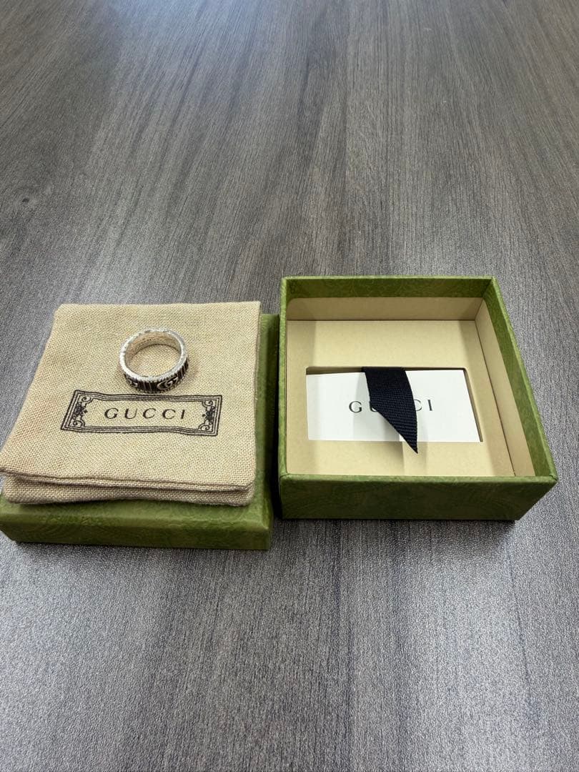 GUCCI シルバーリング GG 18号
