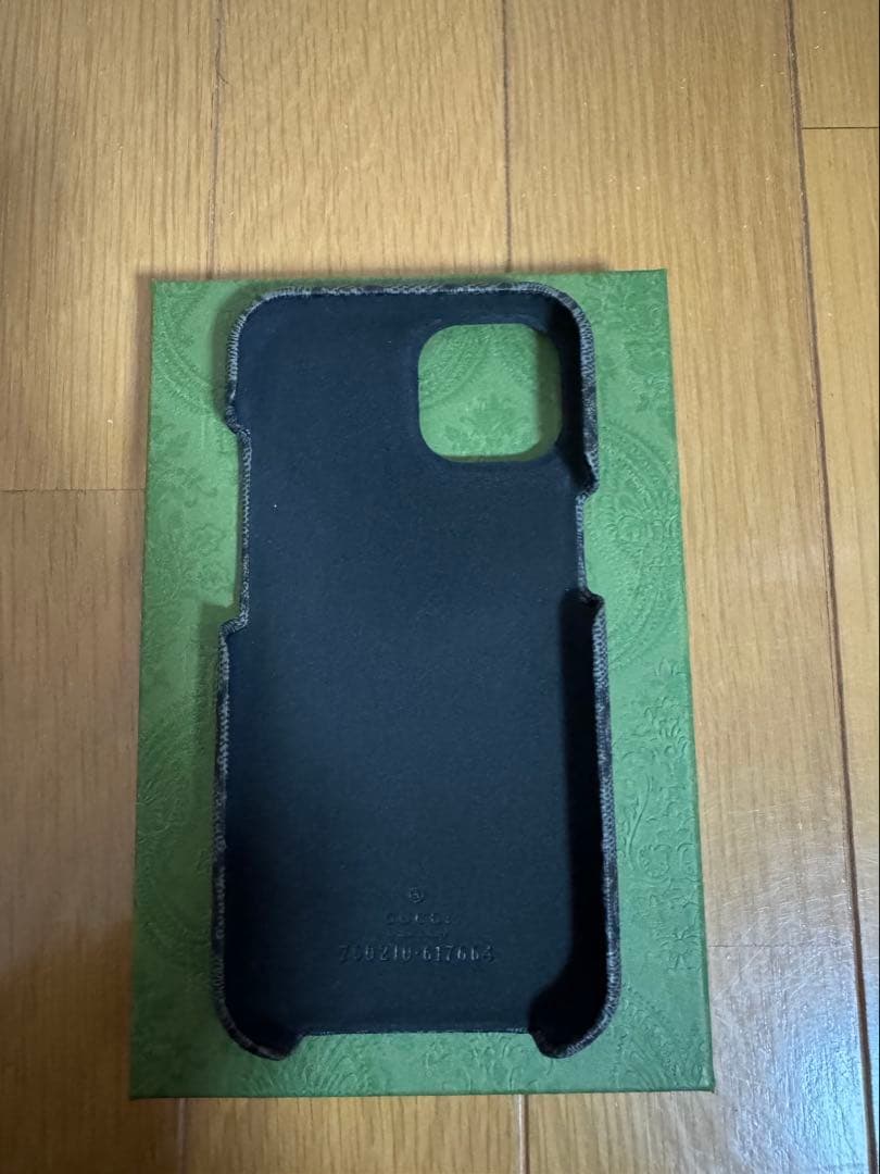 GUCCI iPhone 15用ケース 新品・未使用
