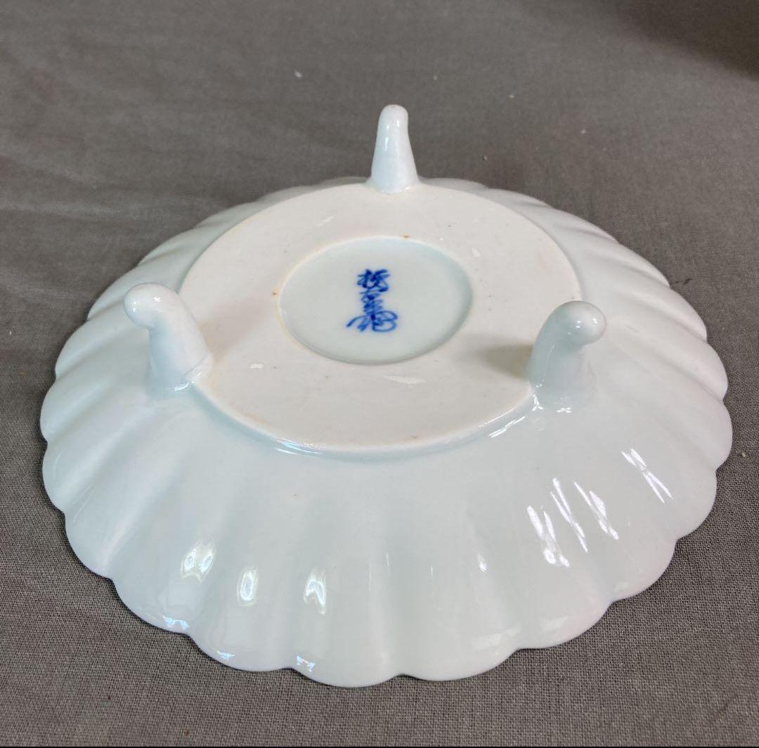 ☆最終価格☆【美品】人間国宝 酒井田柿右衛門作 染錦菊地紋 三つ足菊形皿