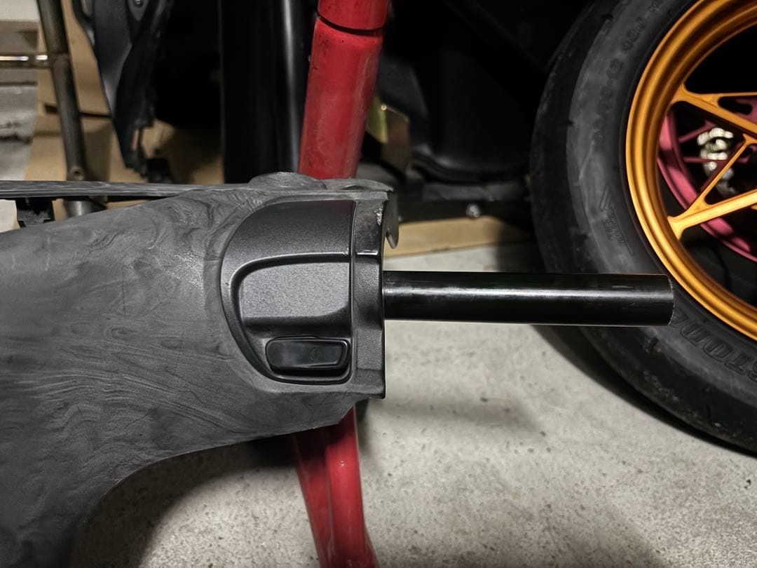 シグナスx4型前期　メーター、国内ハンドル