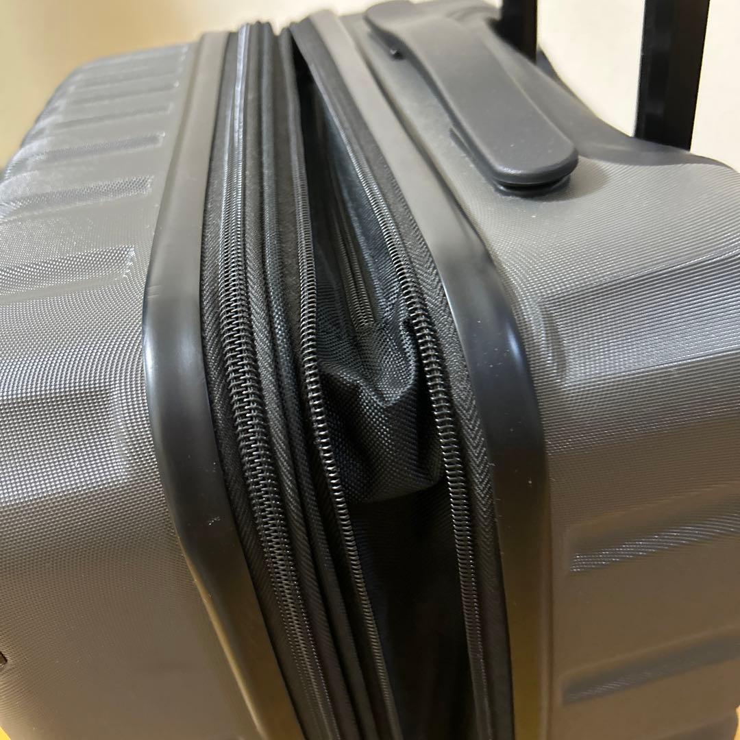 ACE グレー ストライプキャリーケース