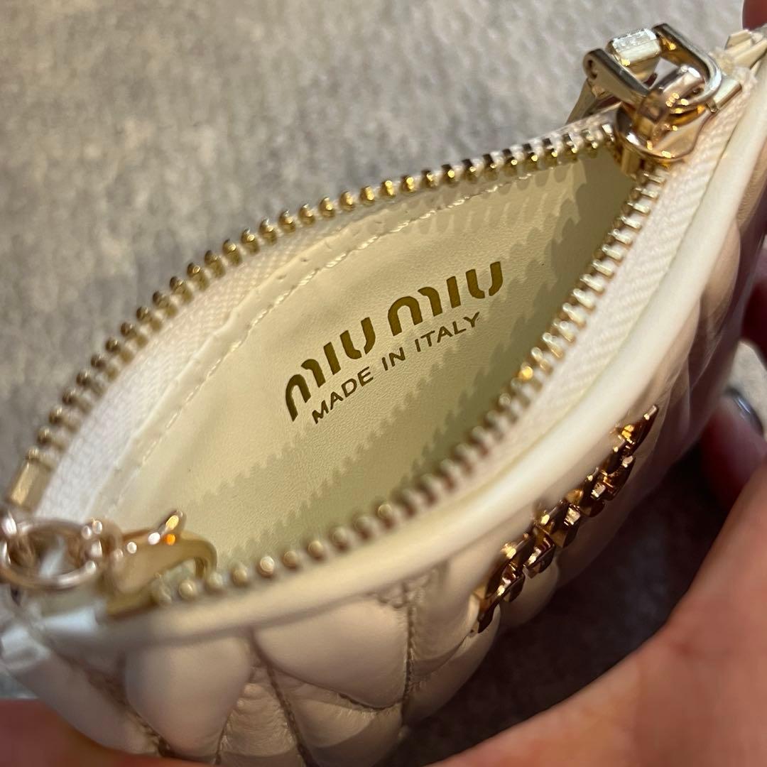 MIUMIUノベルティ