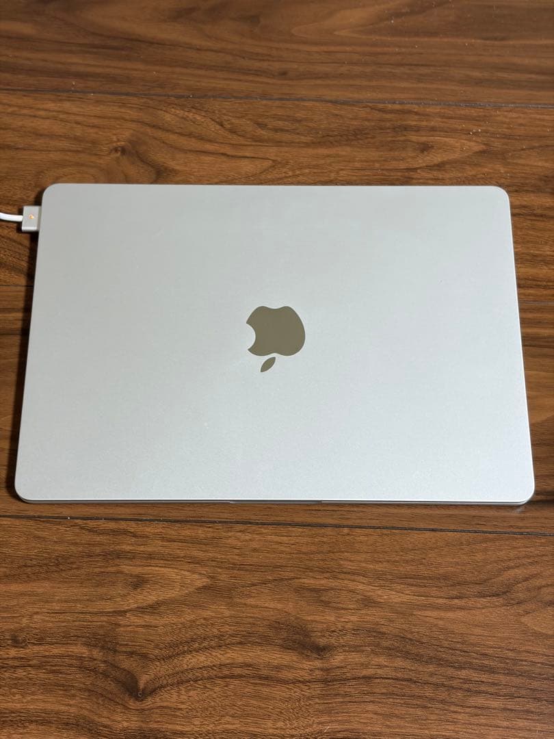 MacBookAir M3 16GBメモリ 512GB シルバー 13インチ