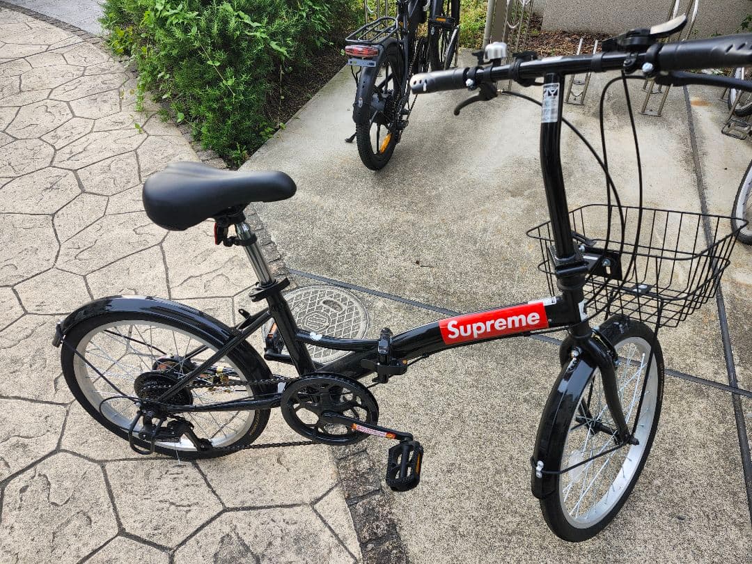 折りたたみノーパンクタイヤ 自転車 ブラック20インチ(足立区引き取り限定)