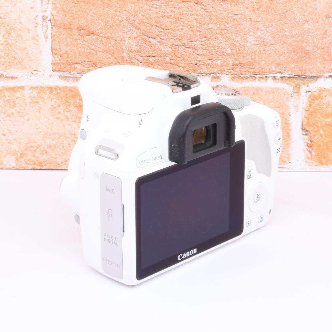 女性人気✨キャノン Canon Kiss X7✨ホワイト✨パンケーキレンズ