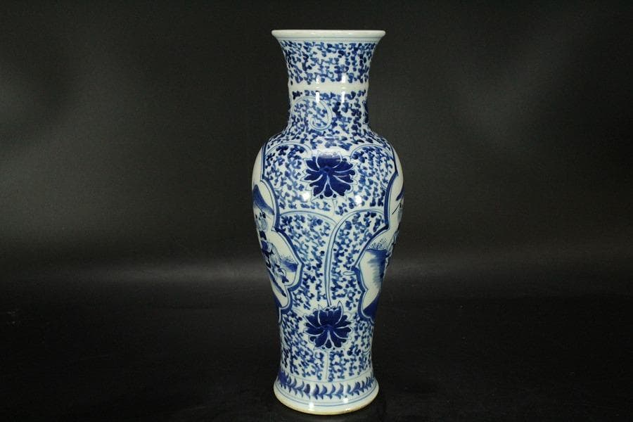 中国美術 青花 纏枝蓮花 武人紋 瓶 高25.5cm(HA374)