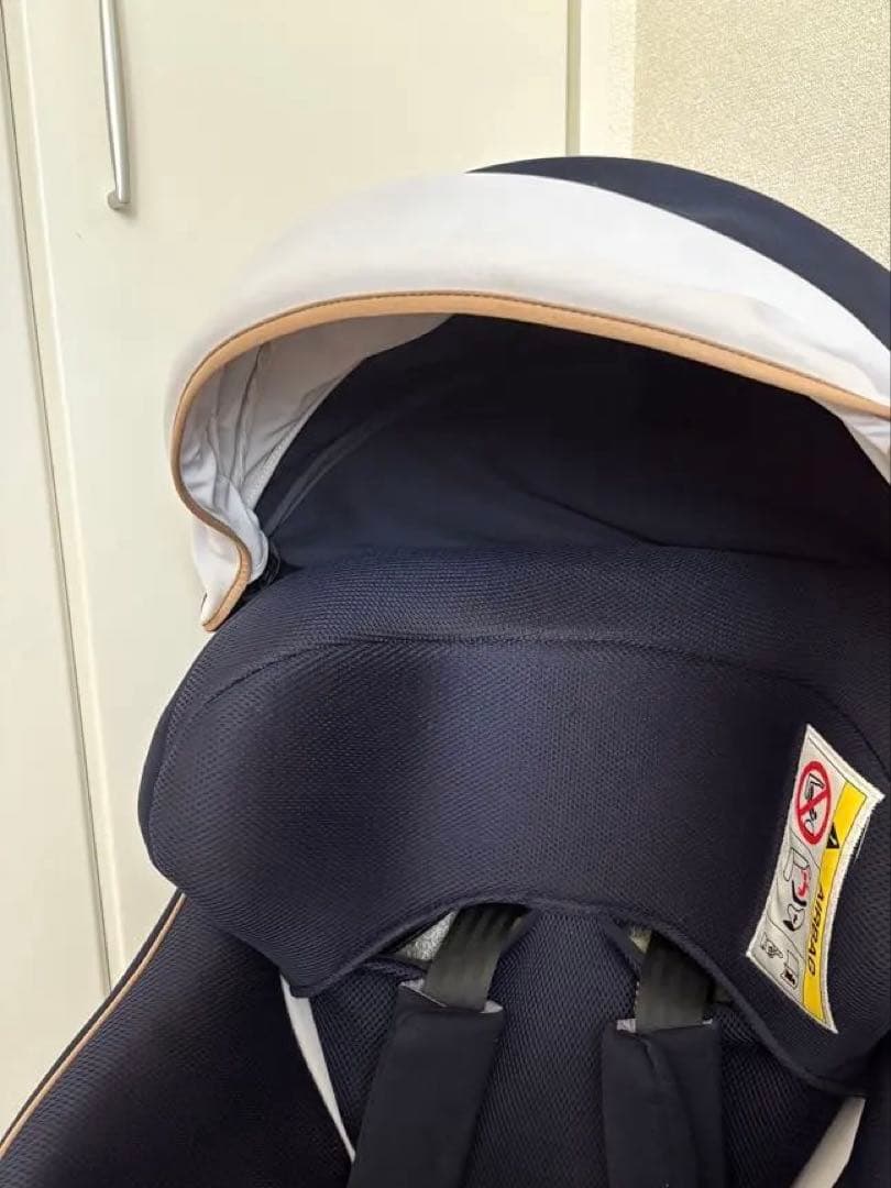 レオ　Combi クルムーヴスマート　チャイルドシートISOFIX