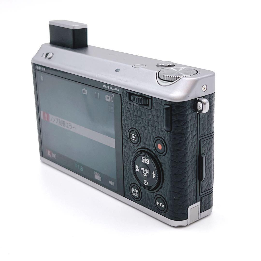 【外観美品】 FUJIFILM XF1 オールドデジカメ　レトロ
