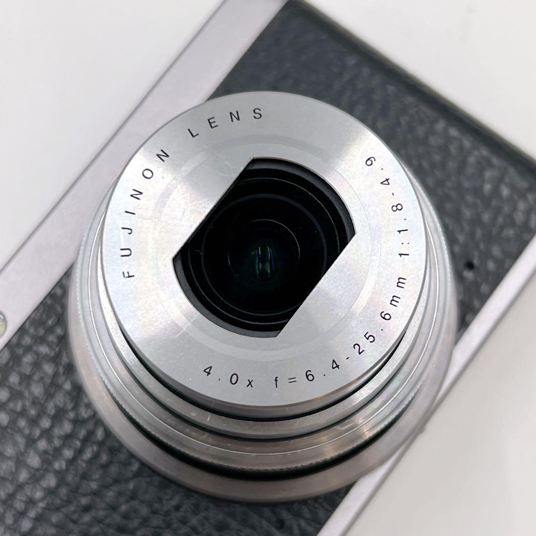 【外観美品】 FUJIFILM XF1 オールドデジカメ　レトロ