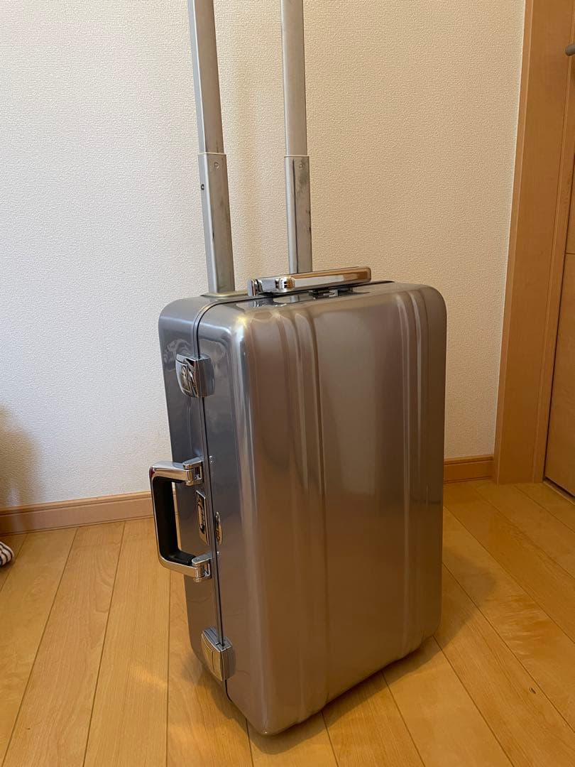 値下げ！超レア！ZERO HALLIBURTON 21 サイズポリッシュブルー