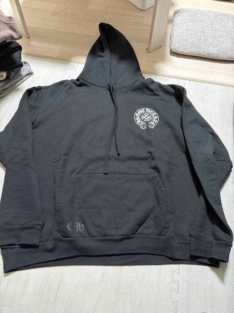 CHROME HEARTS ブラックパーカー　東京限定