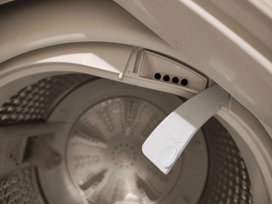 2025年3月購入　ハイアール全自動洗濯機 ホワイト OBBW-60A(W)