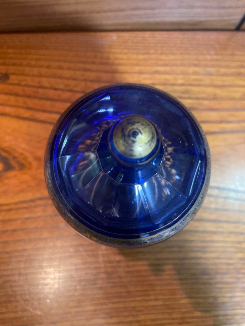 ゴブレット蓋付き　飾り　切子　金彩