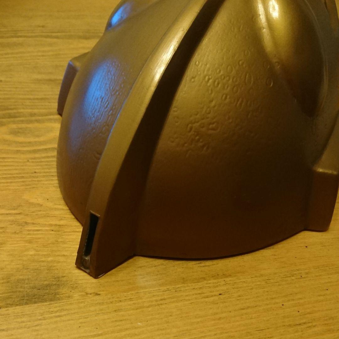 ウルトラマン壁掛け貯金箱