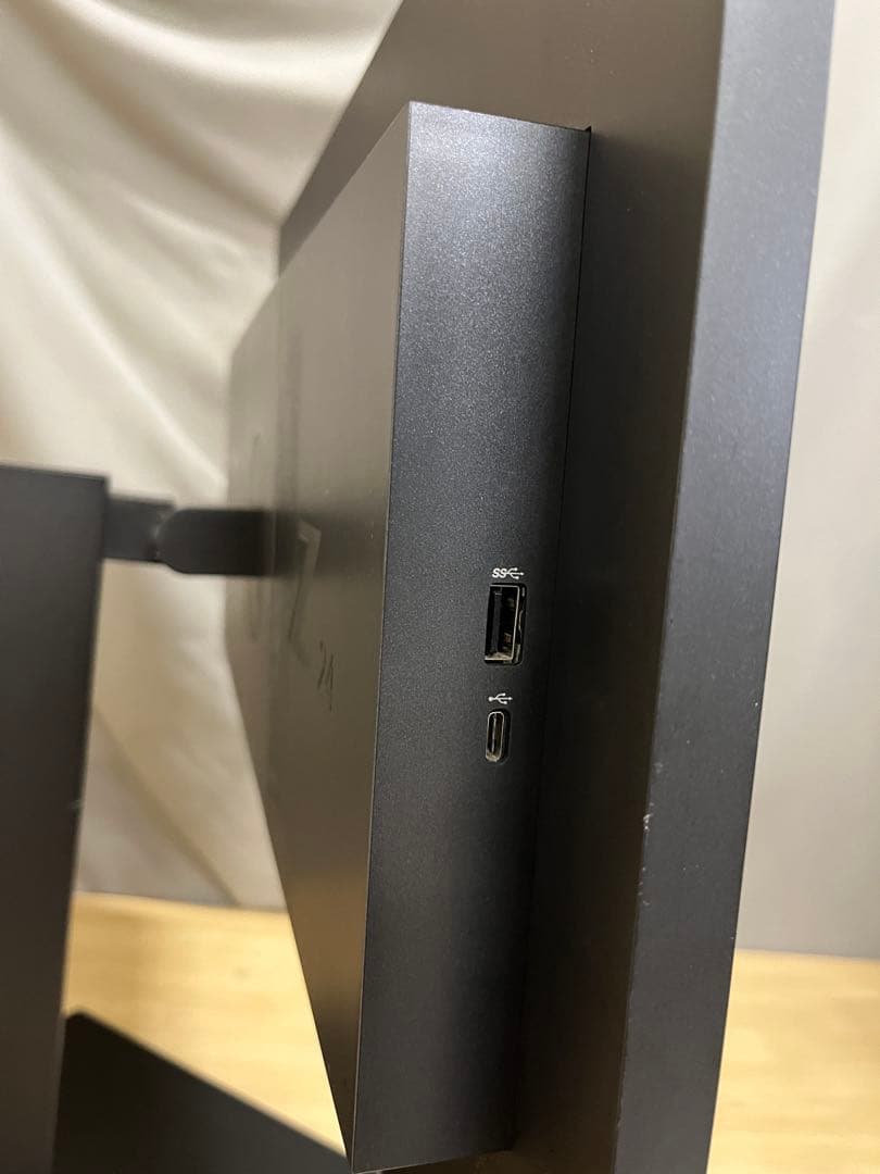 HP Z24n G2 24インチモニター　PS4対応　USB TYPE-C機能