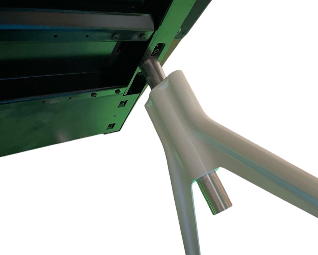 大阪 京都 限定 生産終了品 ハーマンミラー エンベロップデスク 机