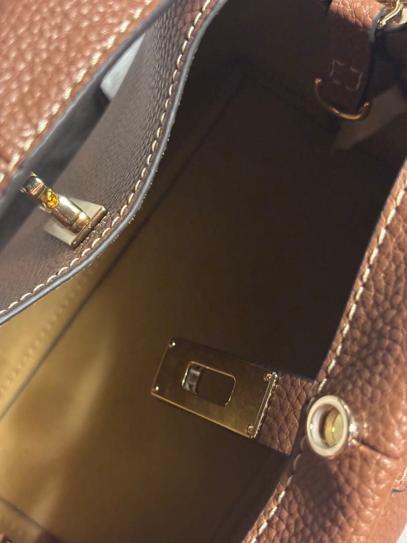 美品 CHARLES & KEITH チャンス バケットバッグ チョコレート 茶