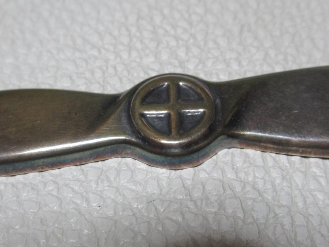 極希少◆愛国号三式戦「飛燕」島津製作所 陸軍献納機記念 純銀製 戦闘機型楊枝入れ