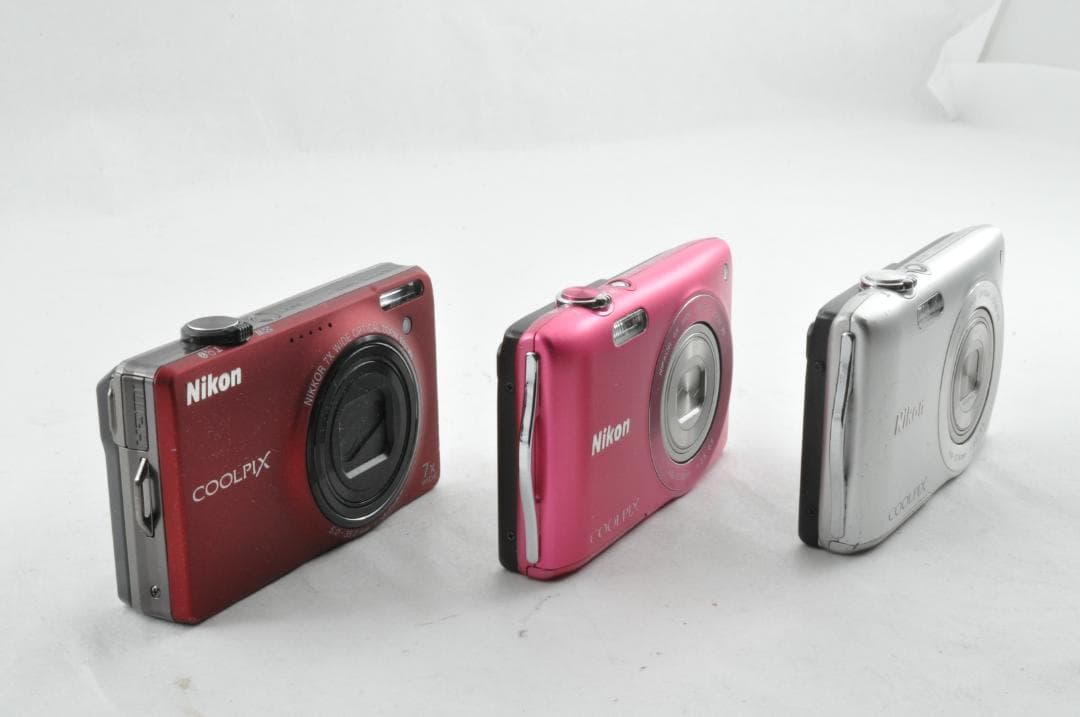 ジャンク　Nikon COOLPIX デジタルカメラ 3色セット