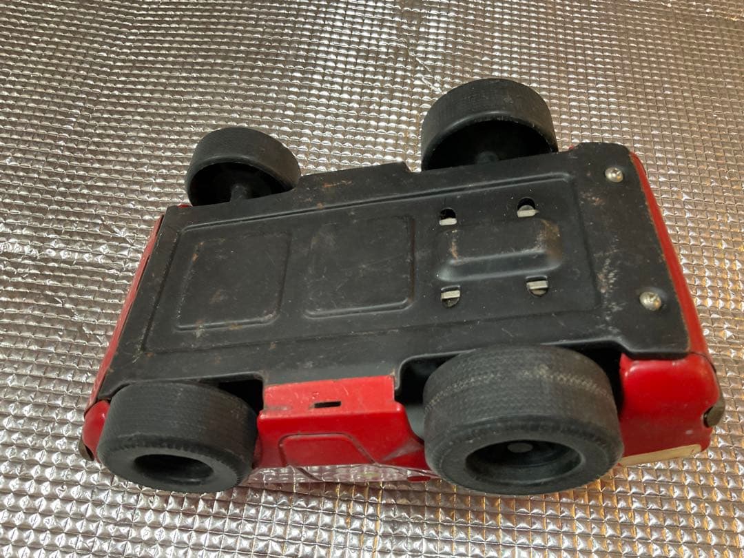 DAIYA／スカイライン・ケンメリ2000GT。ブリキカー【紙シール付き】。