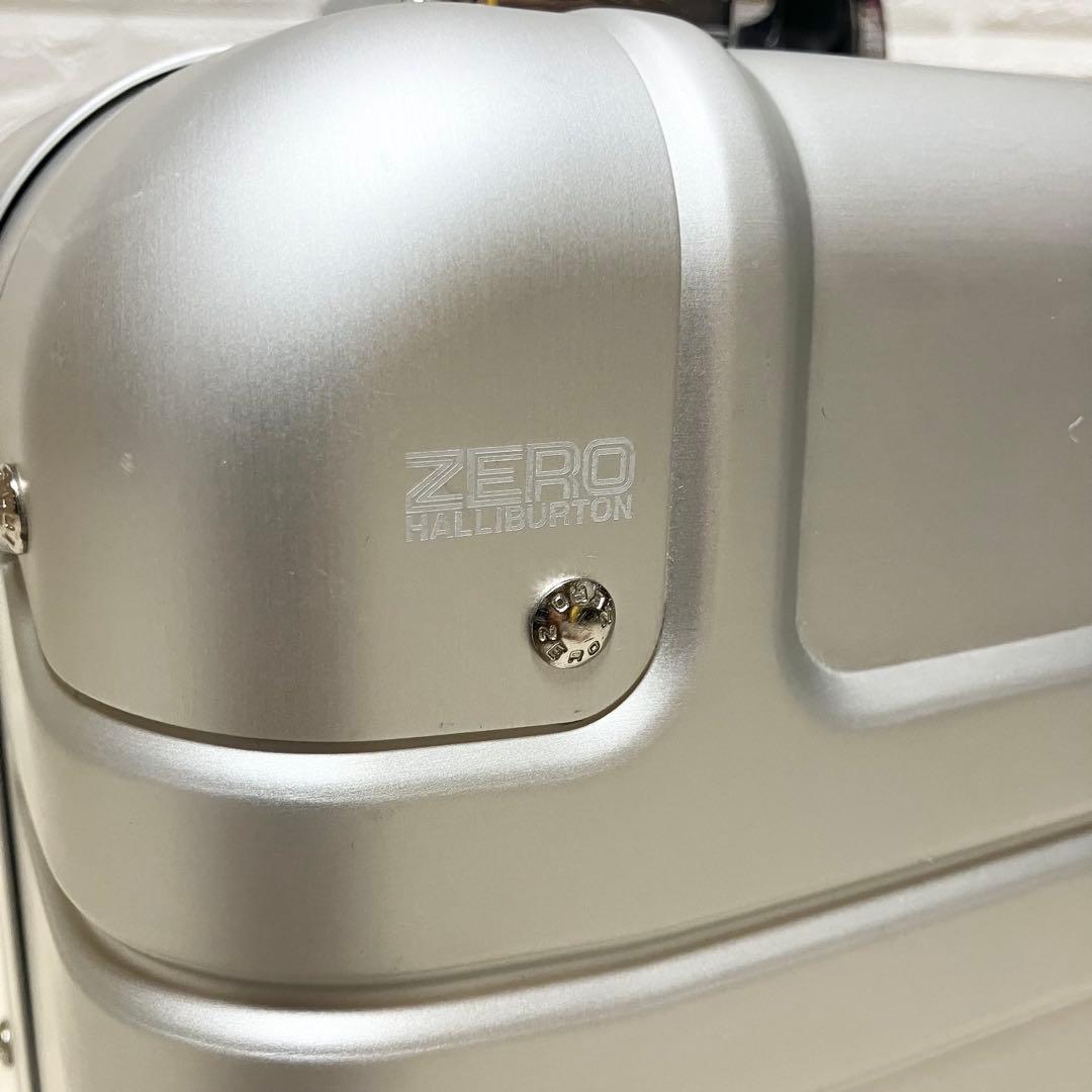 【廃盤品】美品！ビジネスマンに！ゼロハリバートン　アルミ製 キャリーケース　2輪