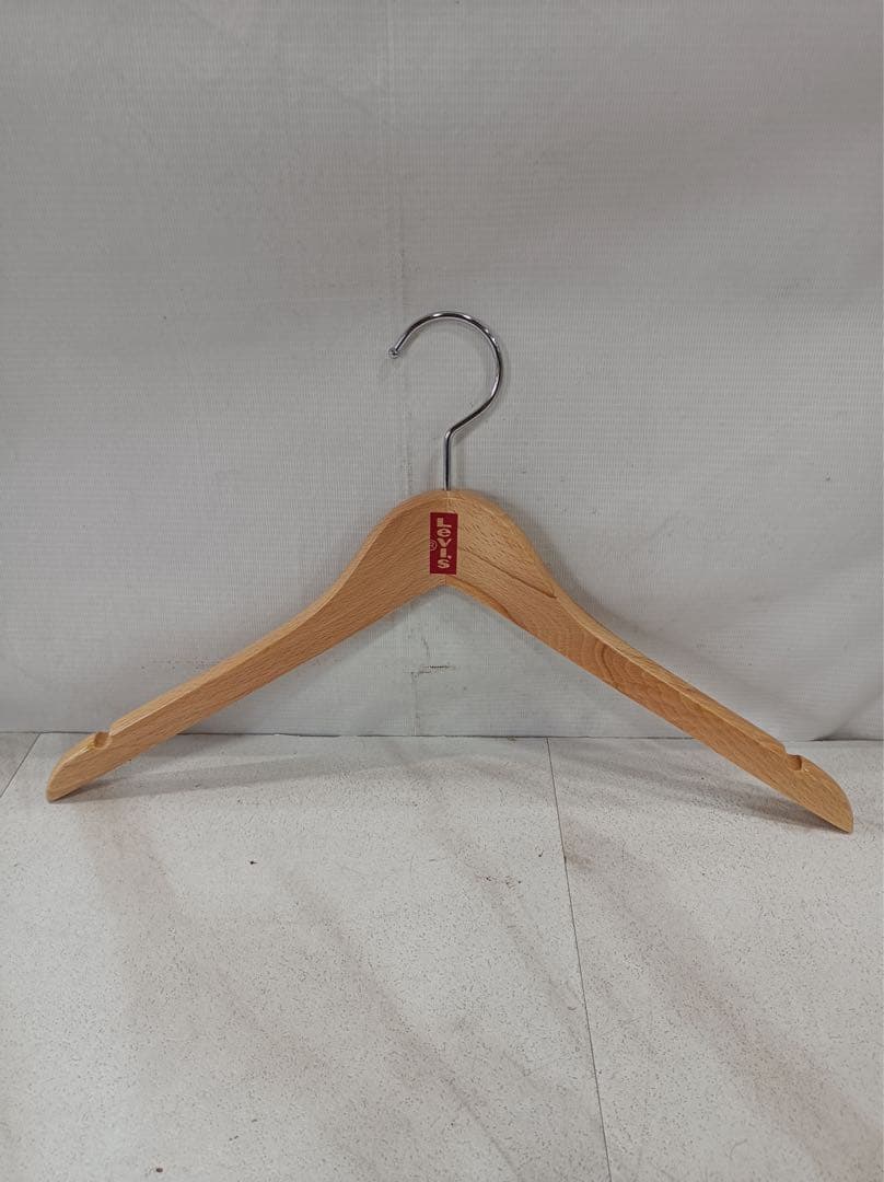 八5759【未使用品】リーバイス　木製ハンガー　10本セット