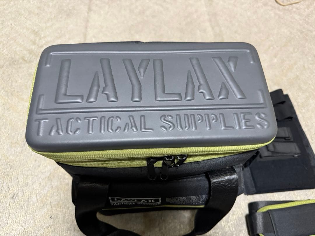 セミハードレンジバッグ　LAYLAX