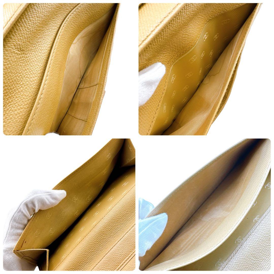 シャネル ココボタン Wホック 二つ折り長財布 ココマーク レザー ベージュ