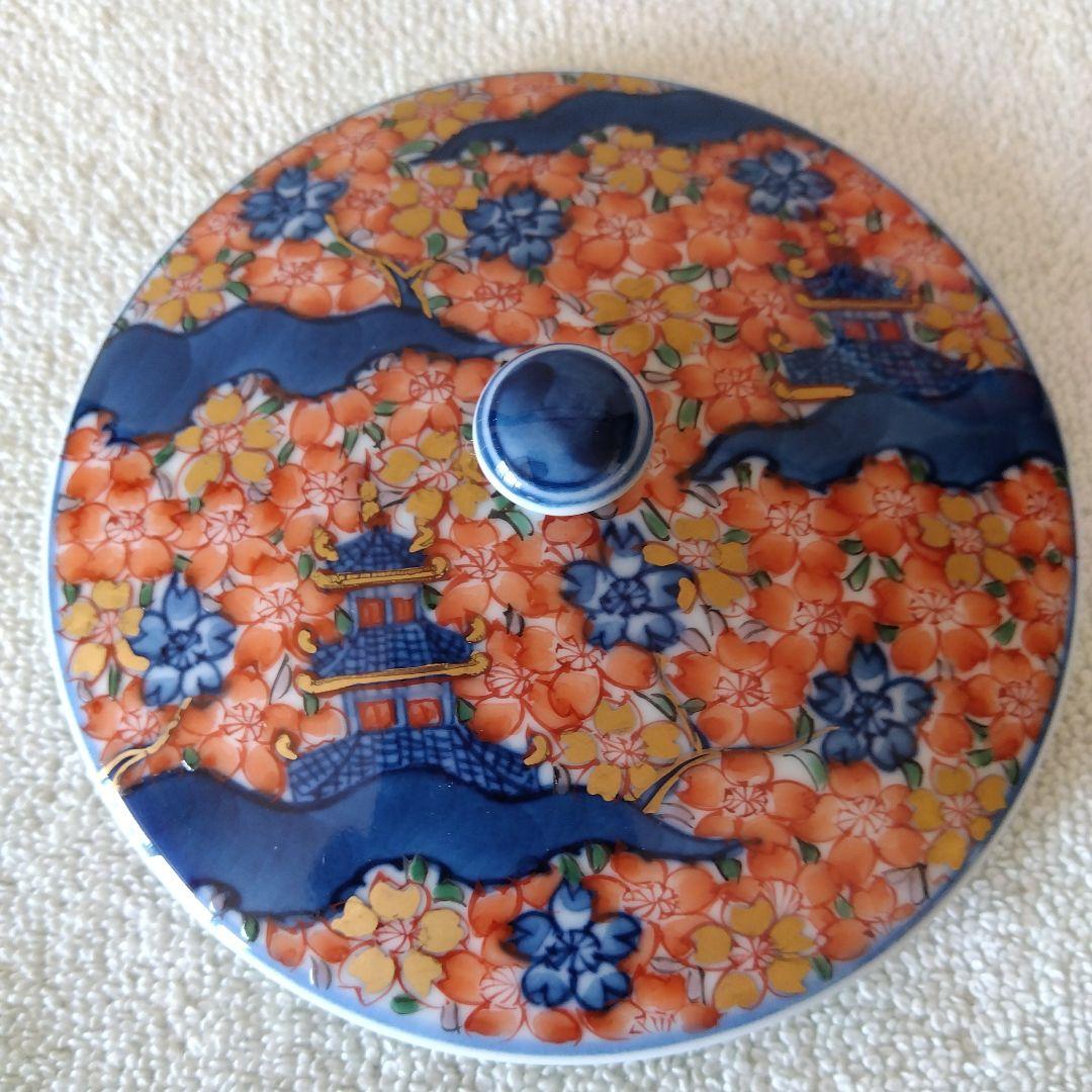 館林源右衛門作　染錦楼閣紋様蓋付湯呑