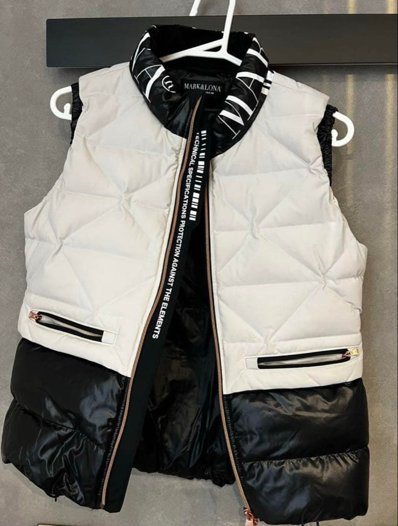 マークアンドロナ　MARKANDLONA レディース ダウンベスト グレージュ