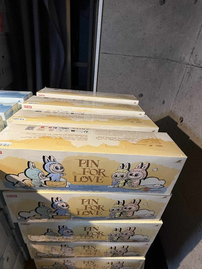 THEMONSTER PIN FOR LOVE アソートボックス (A-M)