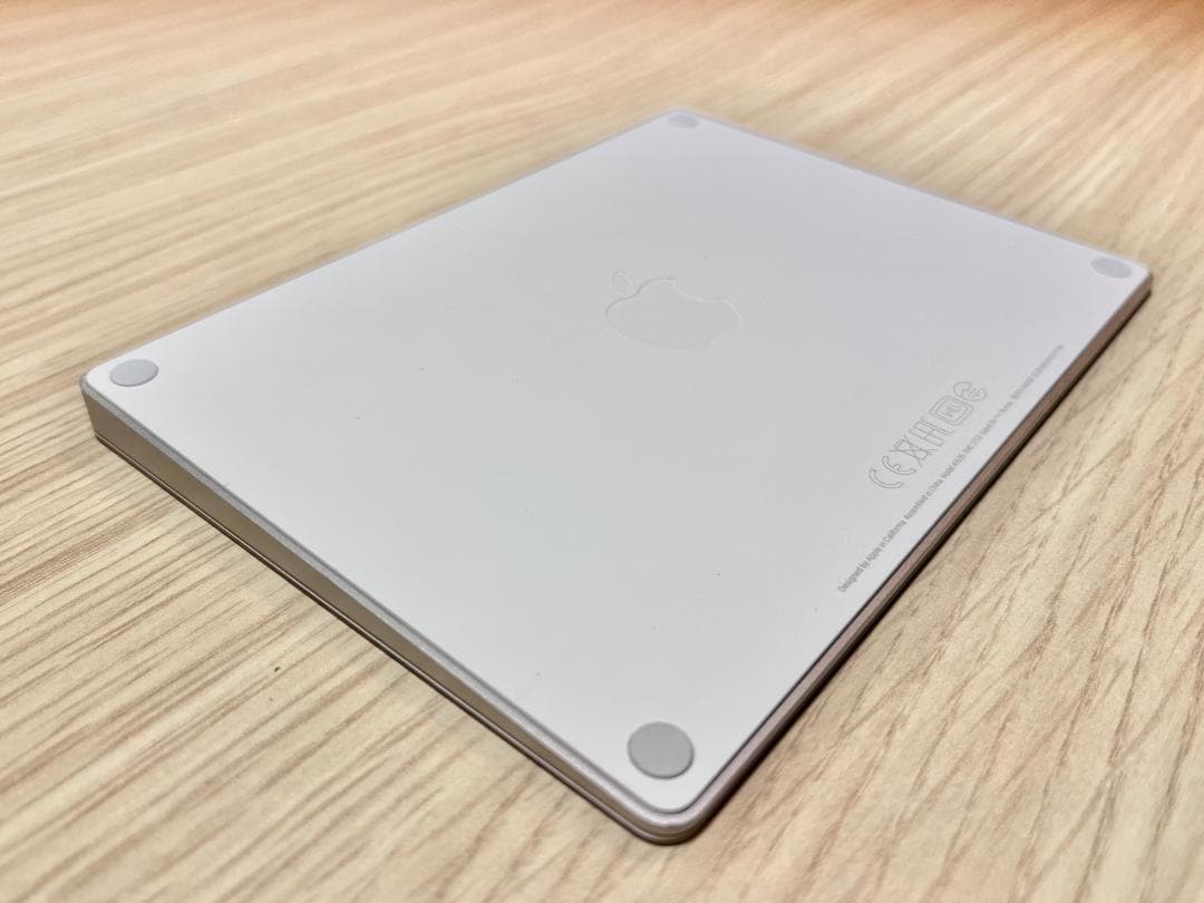Apple Magic Trackpad 2 ホワイト / A1535