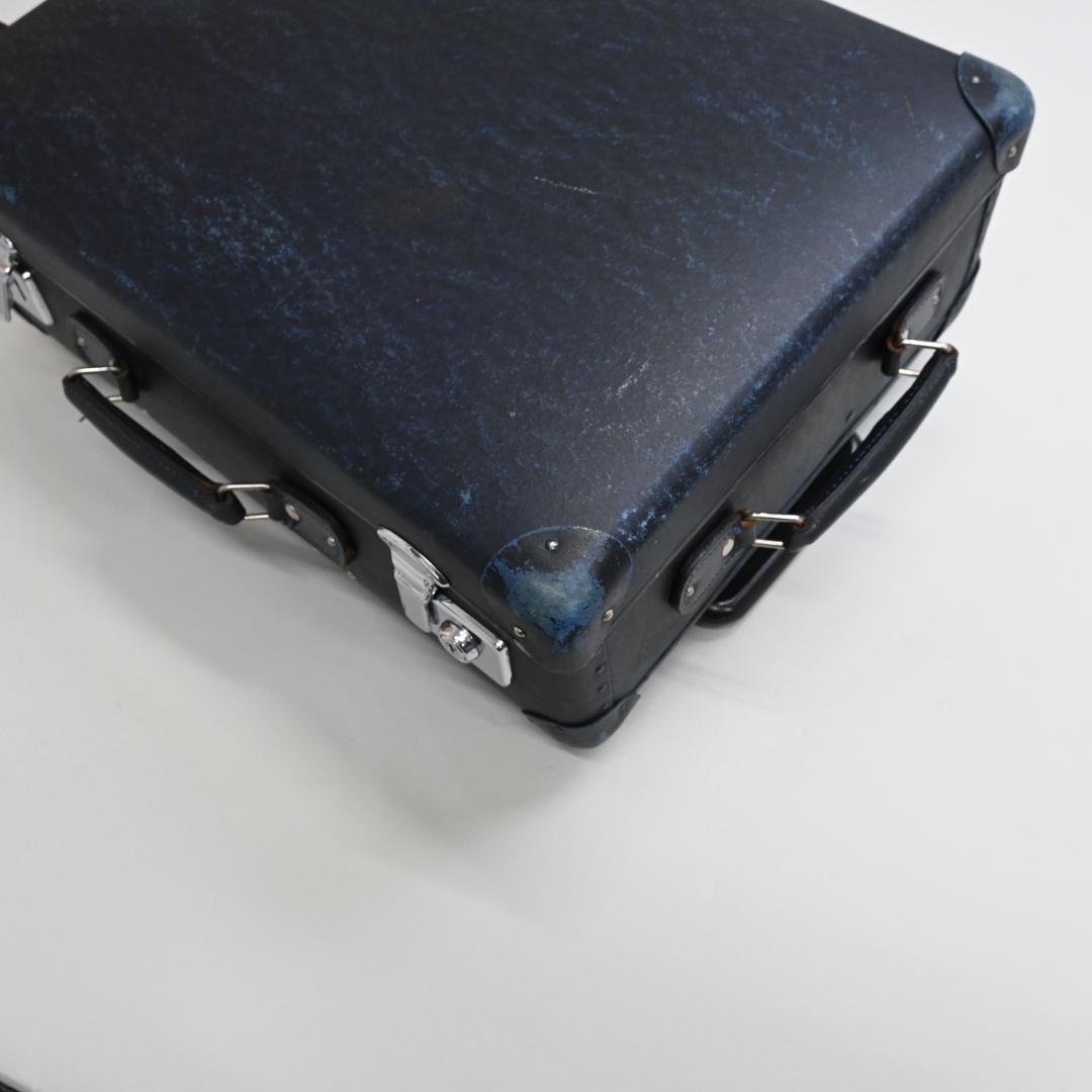 46194★グローブトロッター キャリーバッグ ２輪ダークネイビー