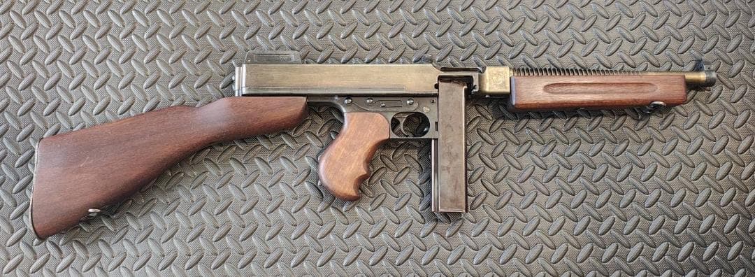 B*9様 mgcトンプソンM1921モデルガン（SMG刻印）