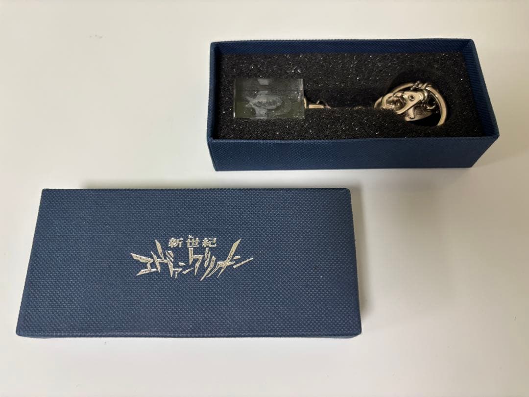 エヴァンゲリオン 初号機 クリスタルキーホルダー