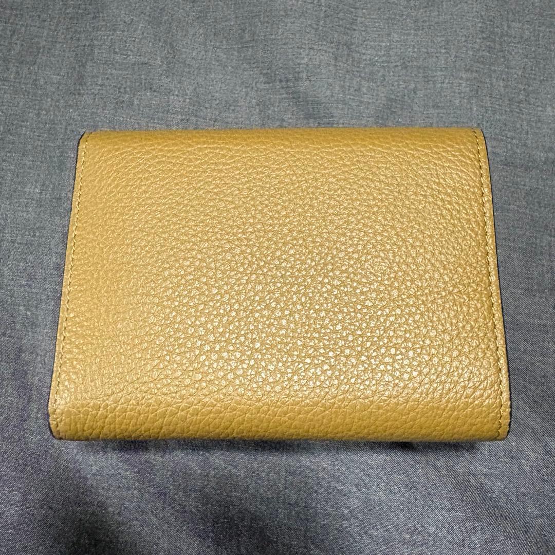 【新品未使用】MARNI マルニ 三つ折りウォレット 財布 刺繍 スティッチ