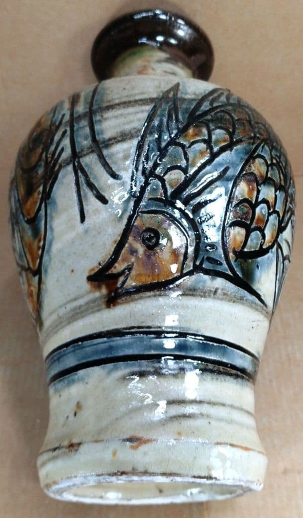 【本物保証】金城次郎 海老魚紋花瓶 共箱 栞 人間国宝 壷屋焼 壺屋焼 やちむん