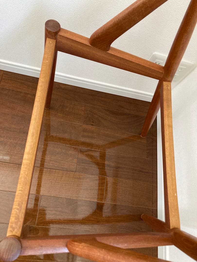 カイ•クリスチャセン　椅子　②