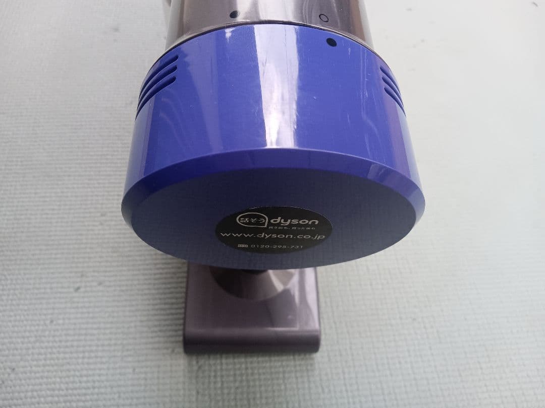 完動品✌️Dyson V8 本体 ② Fluffy 隙間ノズル 純正品 正規品
