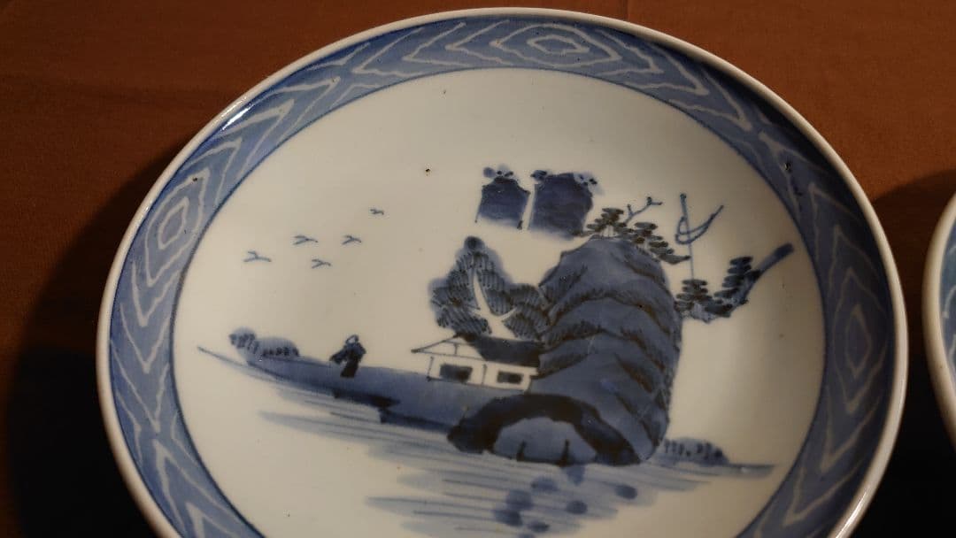 李朝　古玩　古染付　染付　中皿　菓子皿　茶道具　蔵出し　２客